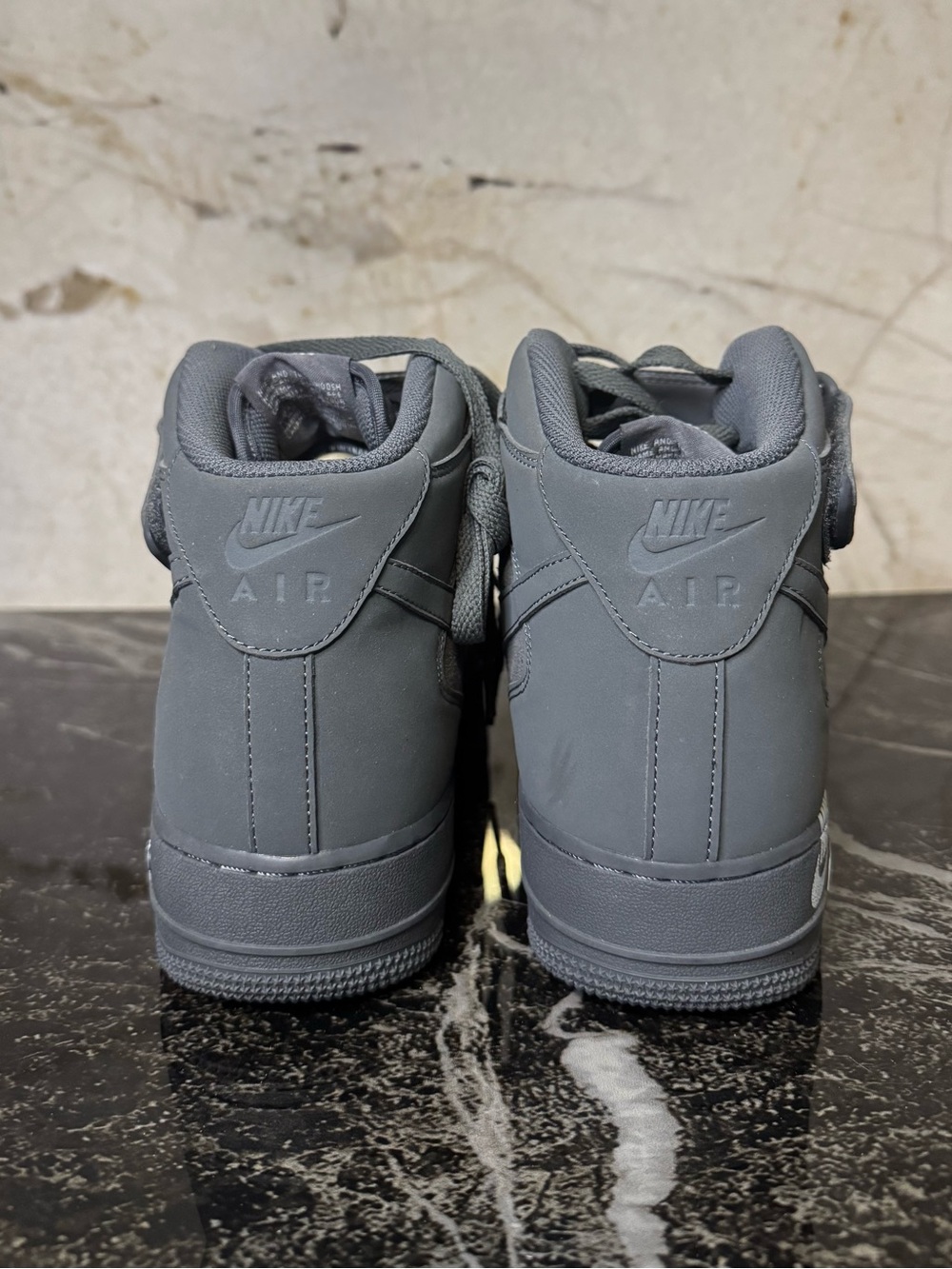 Bruce Kilgore Men’s Nike Airforce 1 Mid 07’ Dark Grey #315123-048 - Picture 6 of 6